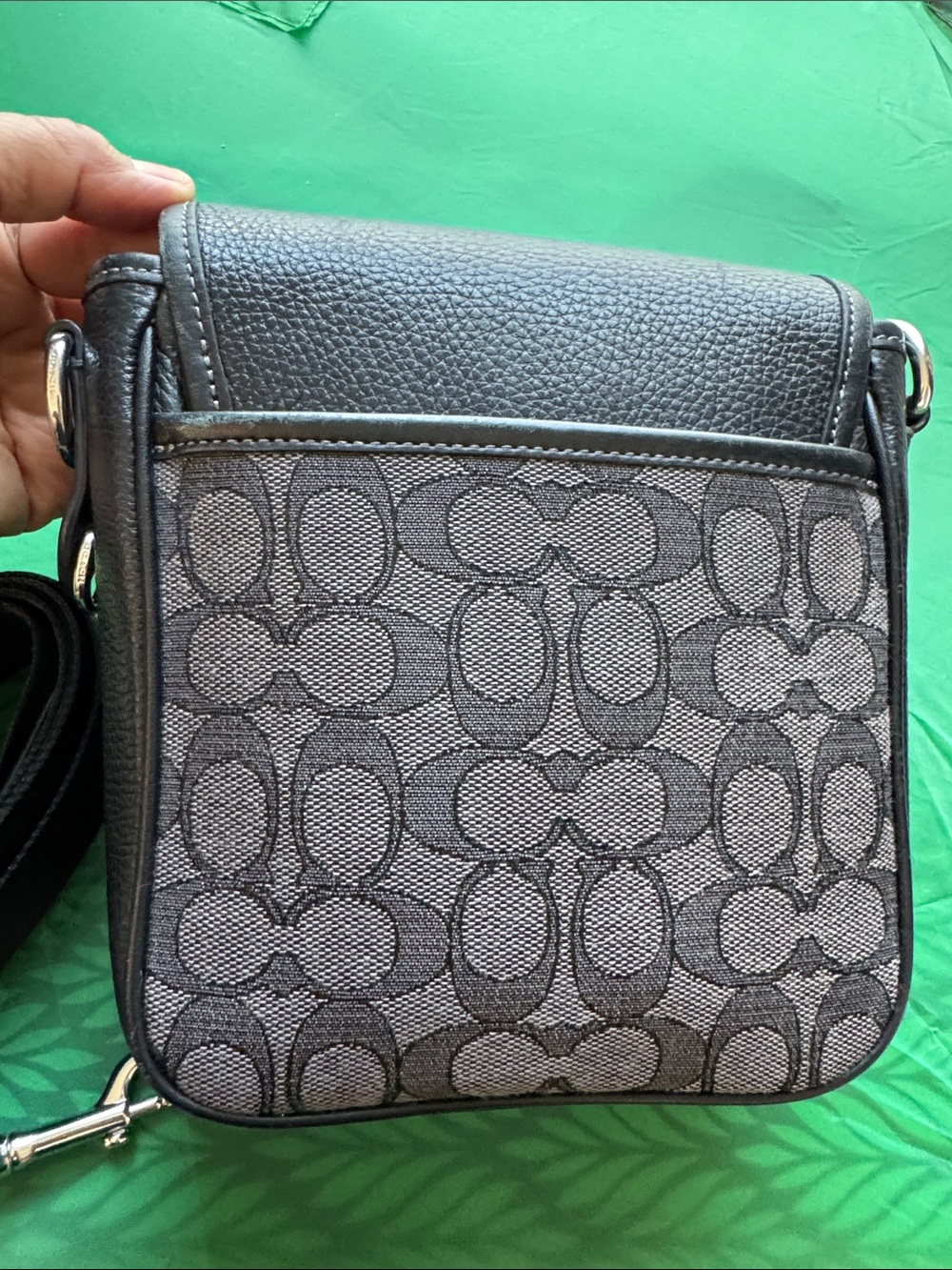 😎Coach Black 🖤Leather and Brown Signature Canvas Crossbody🖤 - Picture 9 of 17